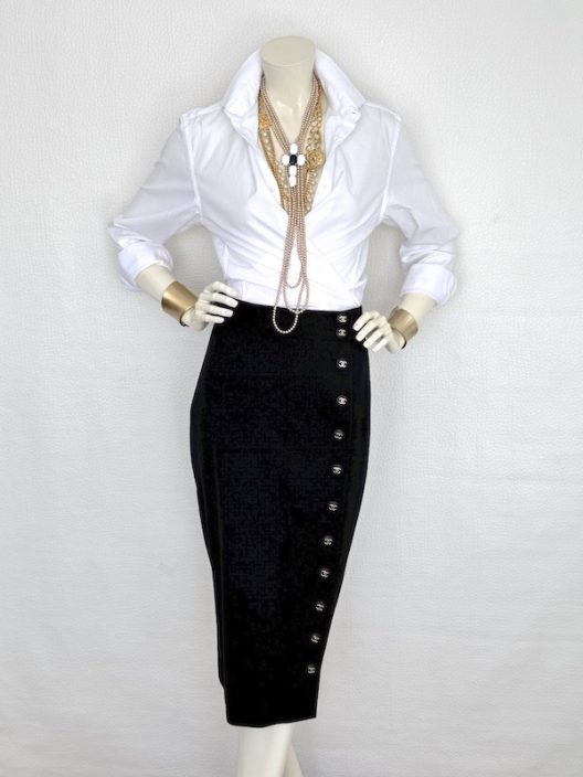 VTG Chanel Pencil Skirt "CC" logo buttons