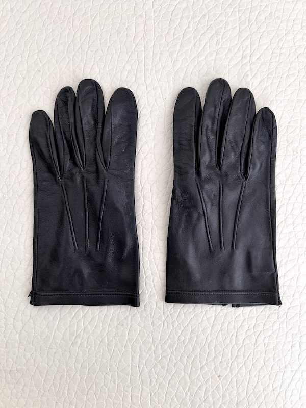 Sermoneta Black Nappa leather gloves